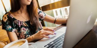 Konkurencja na rynku pracy.