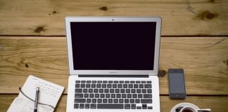 Praca na etat czy freelancing?