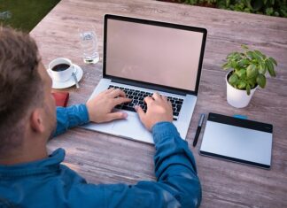 Jak się pisze Claas?