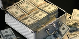 Ile zarabia operator kombajnu buraczanego?