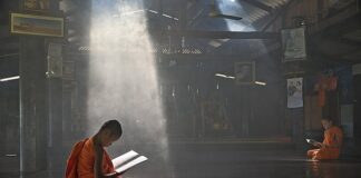 Jak mierzyć kombinezon motocyklowy?