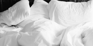 Jak dystans zmienia ET?