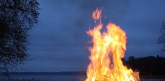 Czy ognisko w MC podpala?