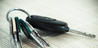 Jaka barwą światła LED do garażu?