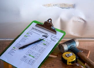 Ile paneli do akumulatora 100Ah?