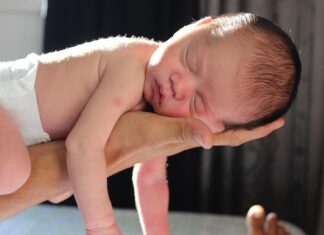 Jak naładować panel słoneczny?